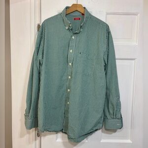 Izod Men’s XL-Tall Soft Wash Essentials Button Up Shirt Green Plaid